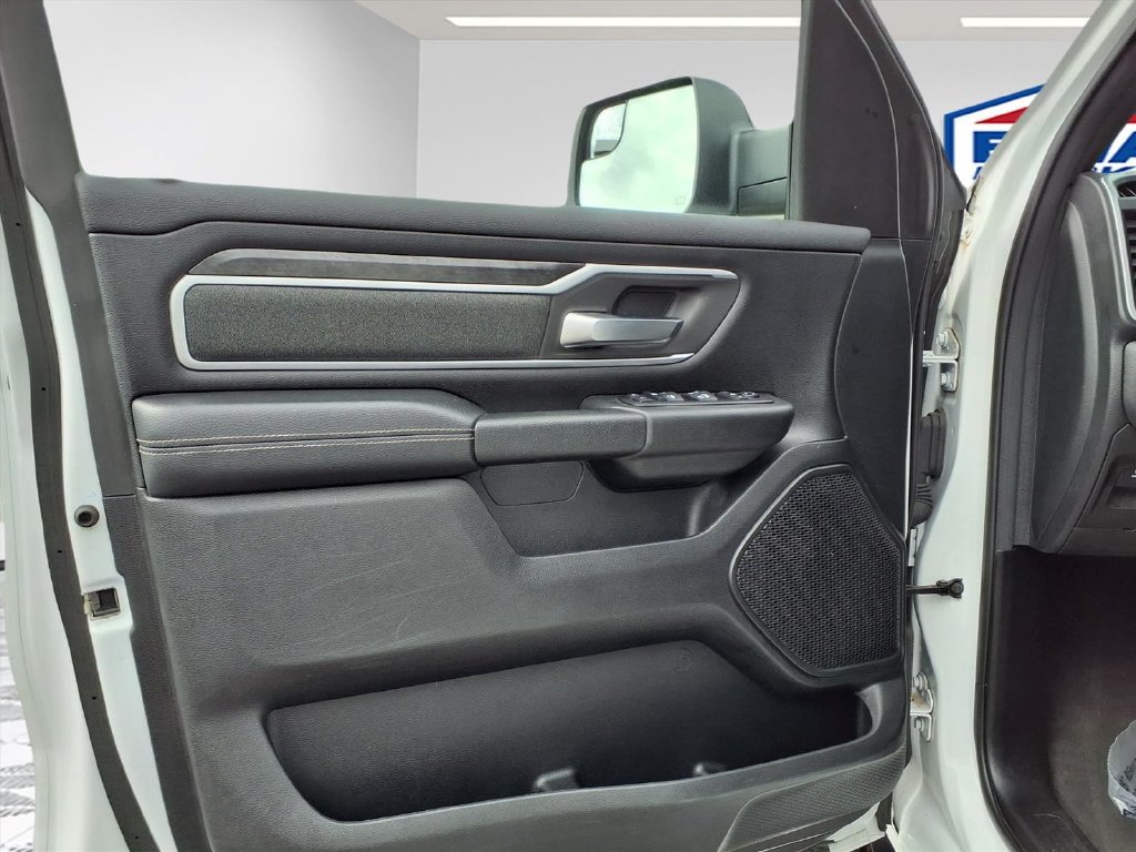 Used 2020 RAM 1500 Big Horn AWD/4WD image 11