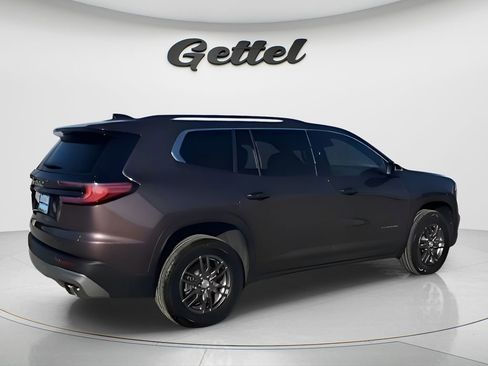 Used 2025 GMC Acadia Elevation image 8