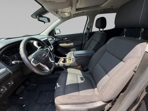 Used 2023 GMC Acadia SLE w/ Driver Convenience Package FWD image 11
