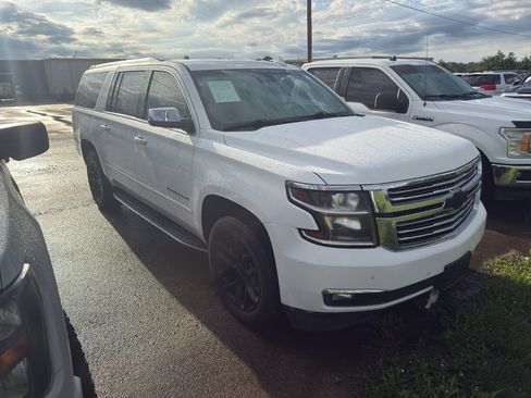 Used 2016 Chevrolet Suburban LTZ AWD/4WD image 6