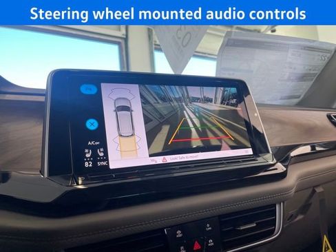 New 2025 Volkswagen Atlas SE FWD image 7