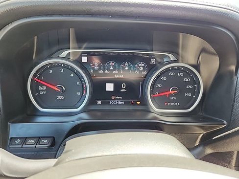 Used 2021 Chevrolet Silverado 1500 LTZ w/ LTZ Premium Package AWD/4WD image 16