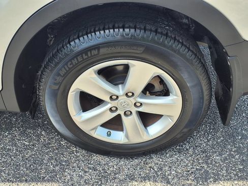 Used 2013 Toyota RAV4 XLE FWD image 20