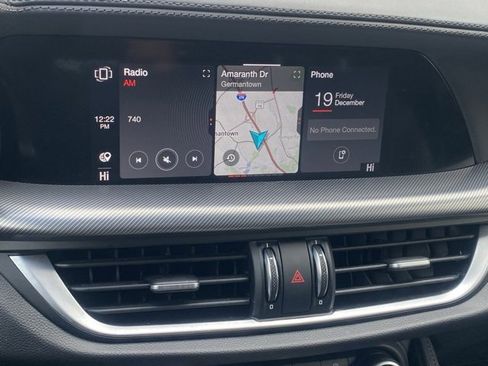 Used 2022 Alfa Romeo Stelvio Veloce image 29