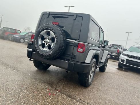 Certified 2018 Jeep Wrangler Sahara w/ Connectivity Group image 21