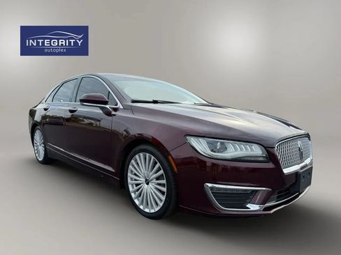 Used 2017 Lincoln MKZ Reserve AWD/4WD image 2