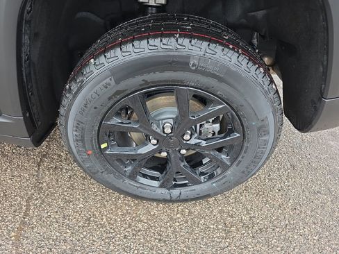 New 2026 Jeep Grand Cherokee Altitude AWD/4WD image 11