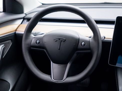 Used 2022 Tesla Model 3 Long Range AWD/4WD image 12