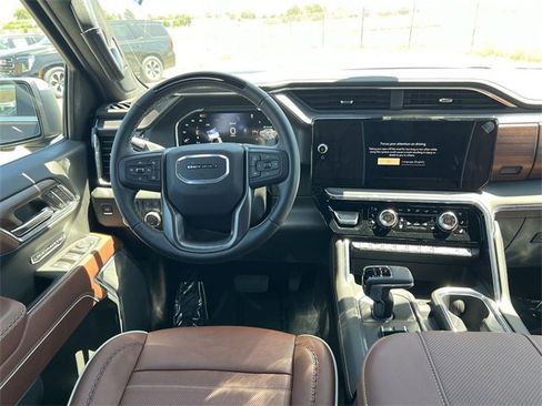 New 2026 GMC Sierra 1500 Denali Ultimate image 11