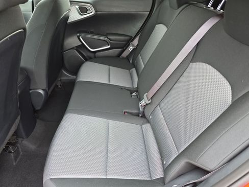Used 2024 Kia Soul LX w/ Option Group 015 FWD image 14