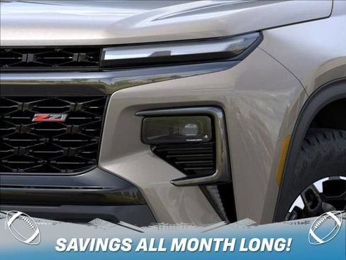 New 2027 Chevrolet Traverse Z71 w/ Driver Confidence Package AWD/4WD image 10