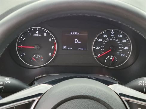 Used 2023 Kia Seltos S image 24