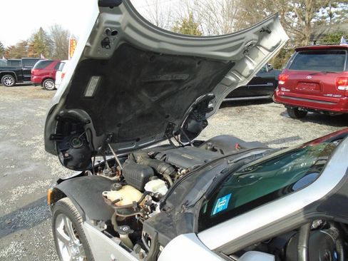 Used 2006 Pontiac Solstice Convertible w/ Premium Package image 25