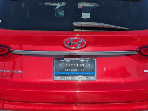 Used 2019 Hyundai Santa Fe SE image 13