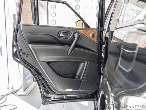 Used 2018 INFINITI QX80 2WD w/ Driver Assistance Package image 37