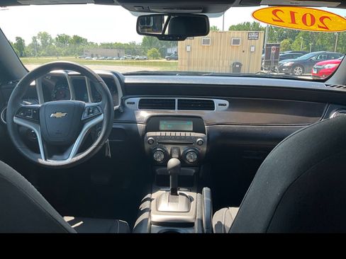Used 2012 Chevrolet Camaro LT RWD image 4
