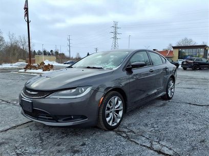 Used 2015 Chrysler 200 S w/ Comfort Group