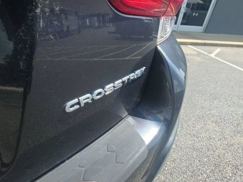Used 2018 Subaru Crosstrek 2.0i Premium AWD/4WD image 8
