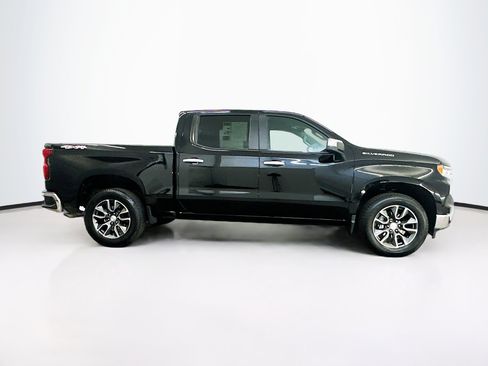 Used 2023 Chevrolet Silverado 1500 LT AWD/4WD image 10