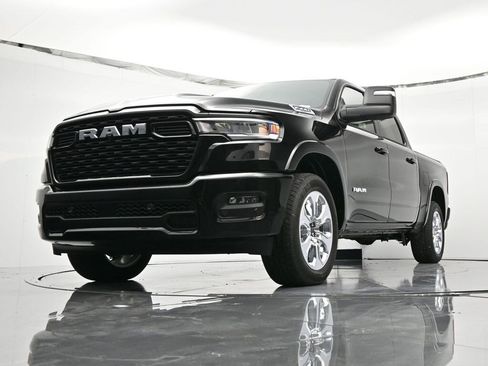 New 2025 RAM 1500 Big Horn image 33