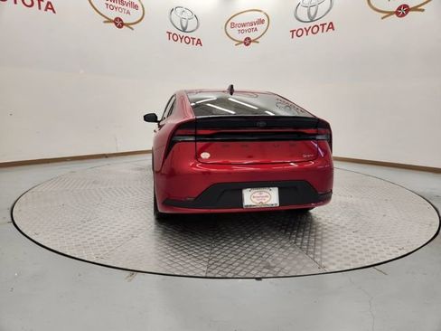 New 2026 Toyota Prius LE FWD image 7