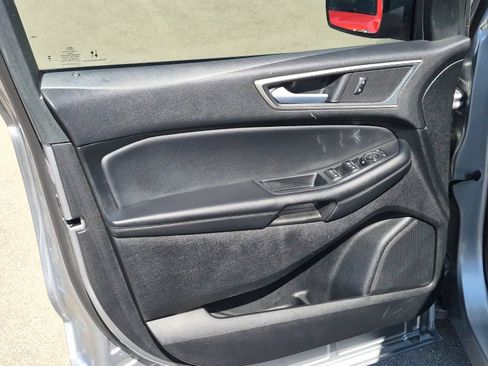 Used 2024 Ford Edge SEL AWD/4WD image 10