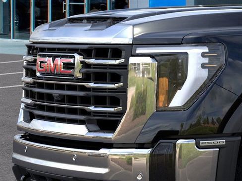 New 2025 GMC Sierra 2500 SLT w/ SLT Premium Package image 13