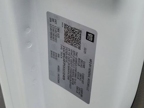 New 2025 Chevrolet Express 2500 w/ Driver Convenience Package image 29