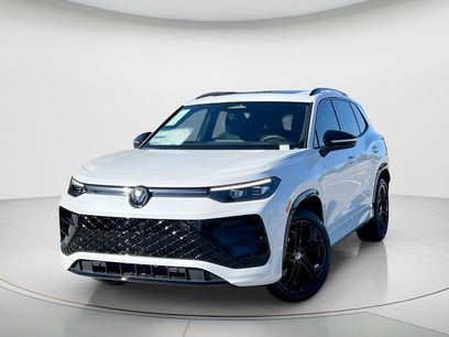 New 2026 Volkswagen Tiguan SE R-Line