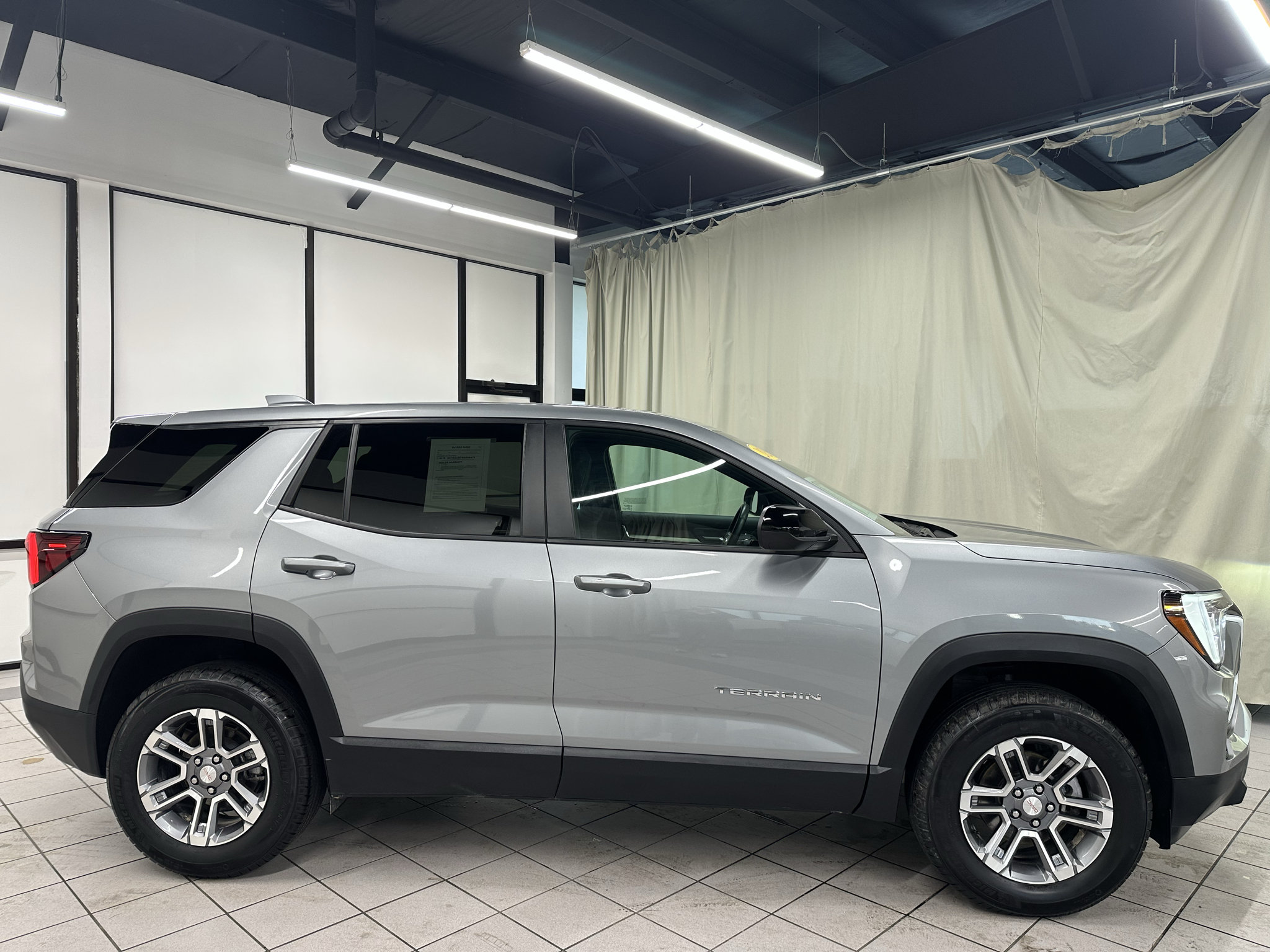 Used 2026 GMC Terrain Elevation FWD image 3