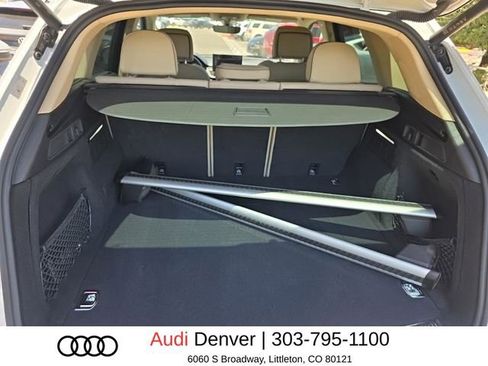 Used 2023 Audi Q5 e Premium Plus w/ Premium Plus Package AWD/4WD image 11