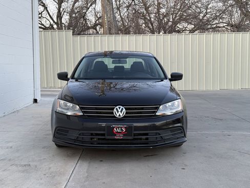 Used 2015 Volkswagen Jetta S image 2