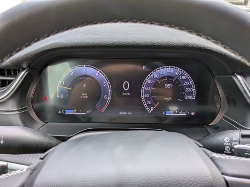 Used 2024 Jeep Grand Cherokee L Altitude AWD/4WD image 27