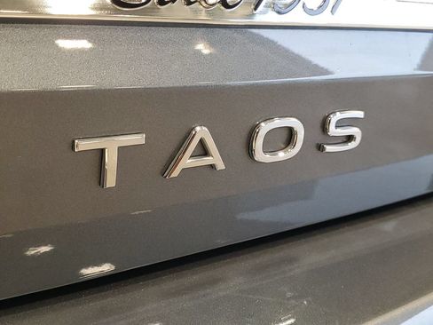 Used 2025 Volkswagen Taos S FWD image 7