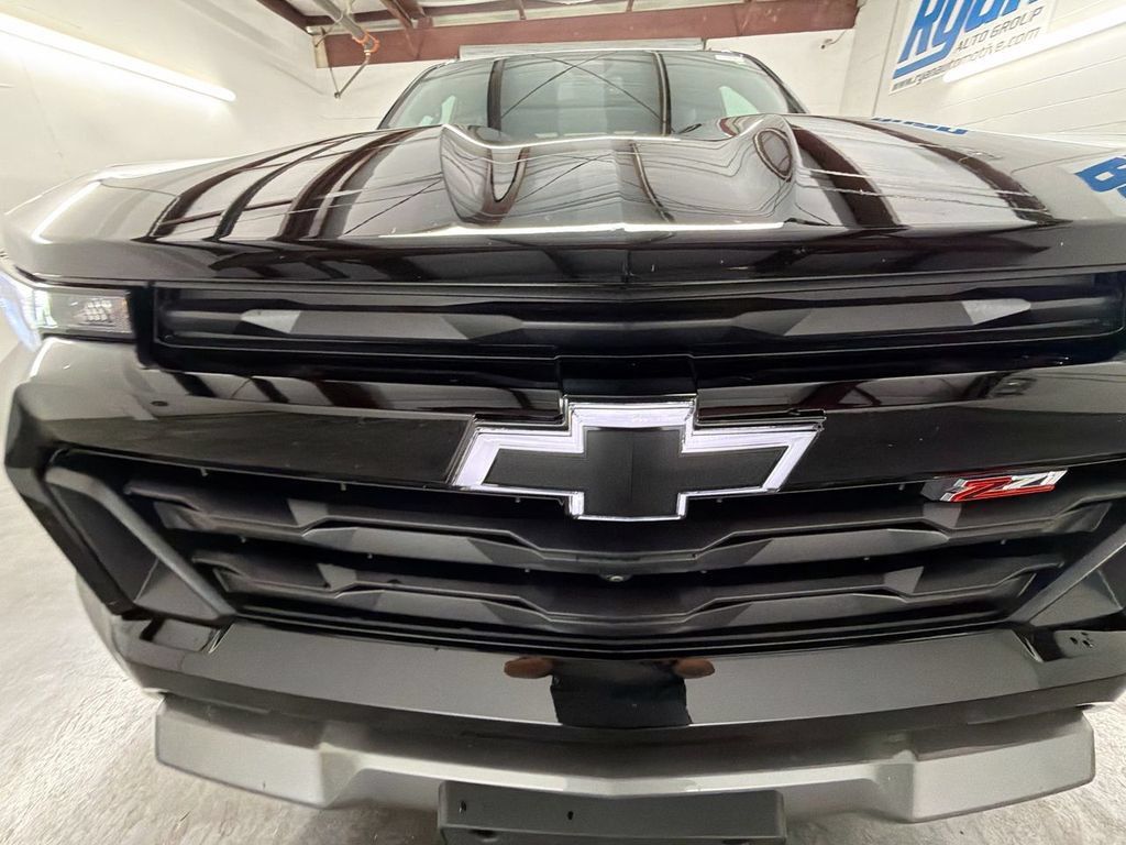 Certified 2026 Chevrolet Colorado Z71 w/ Technology Package AWD/4WD image 28