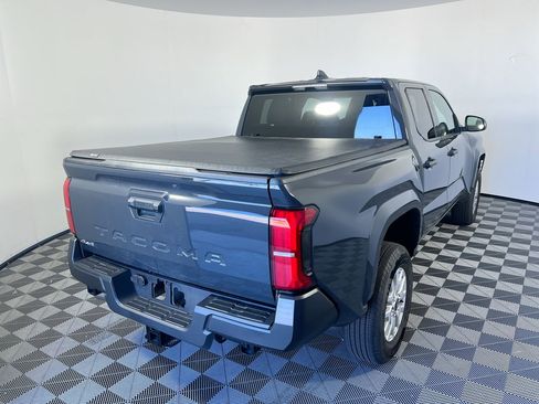 Used 2025 Toyota Tacoma SR image 3