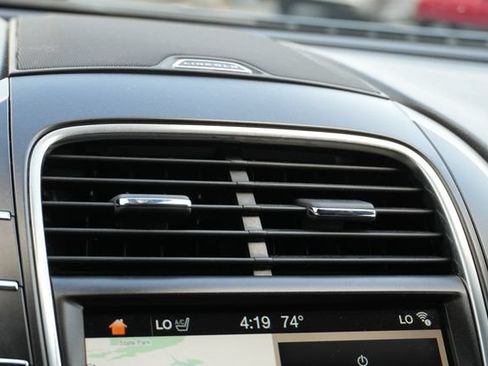 Used 2018 Lincoln MKX Reserve w/ Lincoln MKX Climate Package FWD image 33