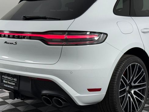 New 2026 Porsche Macan S image 13