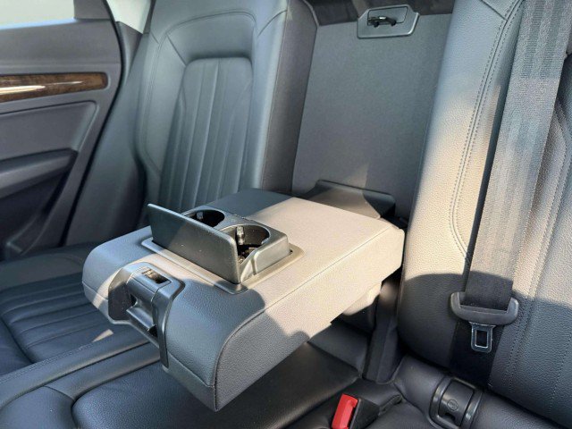 Used 2018 Audi Q5 2.0T Premium Plus w/ Premium Plus Package AWD/4WD image 24