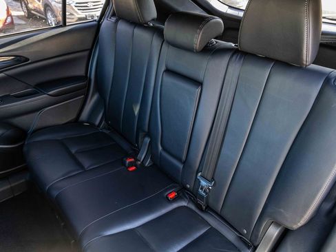 Used 2023 Mitsubishi Eclipse Cross SE image 23