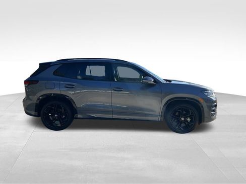 New 2026 Volkswagen Tiguan SE R-Line FWD image 6