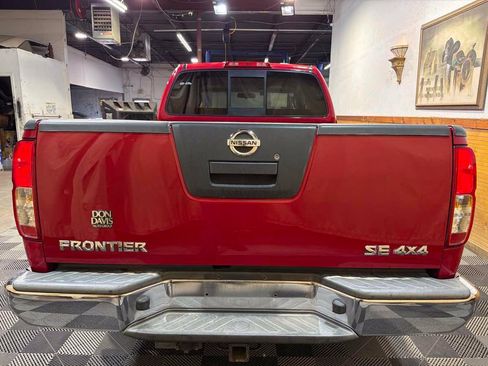 Used 2007 Nissan Frontier SE w/ Power Pkg AWD/4WD image 4