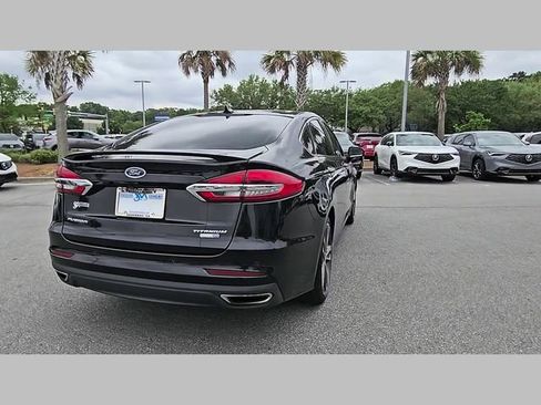 Used 2019 Ford Fusion Titanium AWD/4WD image 25