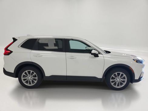 Used 2025 Honda CR-V EX image 4