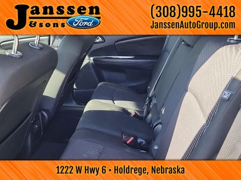 Used 2020 Dodge Journey SE w/ SE Popular Equipment Group image 16