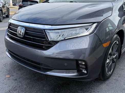 Used 2024 Honda Odyssey Elite image 11