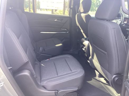 New 2026 Chevrolet Traverse LT w/ Driver Confidence Package FWD image 19