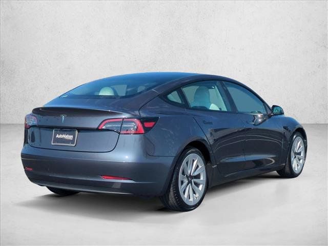 Used 2023 Tesla Model 3 Standard Range RWD image 5