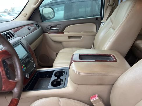 Used 2013 Chevrolet Tahoe LT image 26