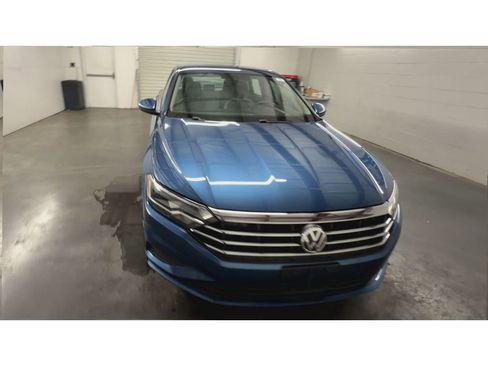 Used 2019 Volkswagen Jetta S w/ Driver Assistance Package FWD image 3